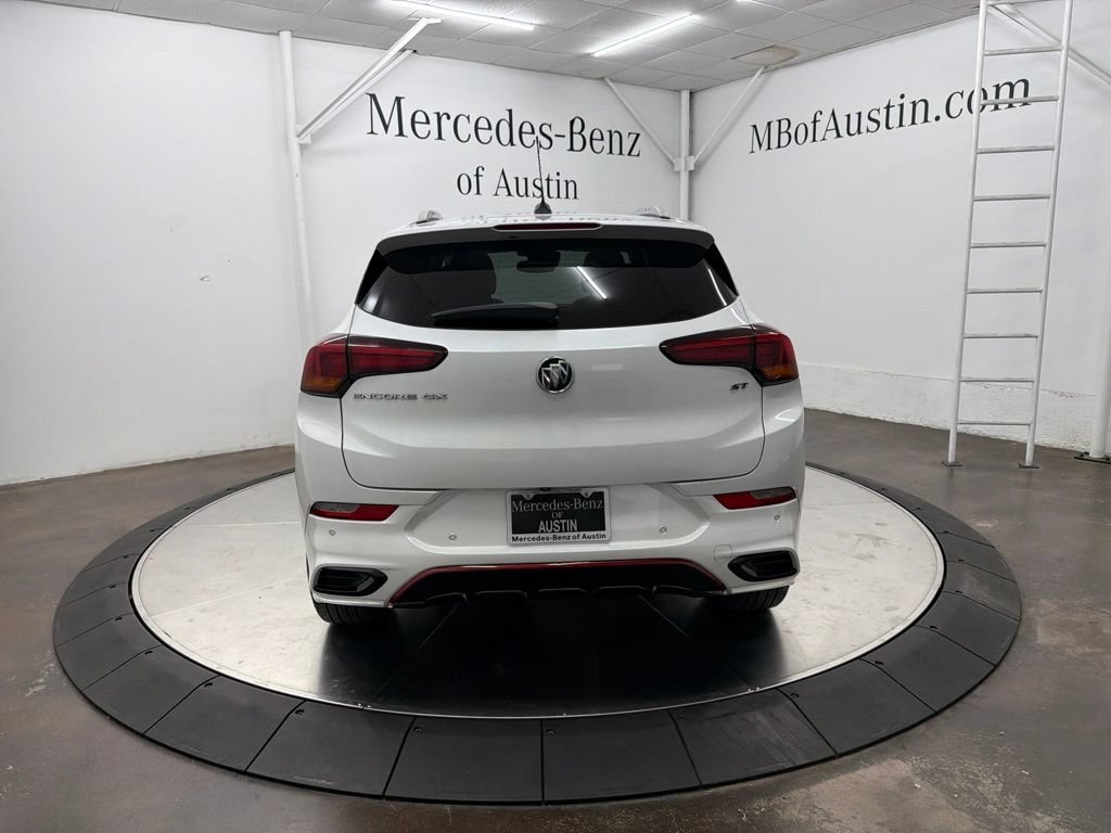 Used 2020 Buick Encore GX Essence w/ Experience Buick Package FWD image 6