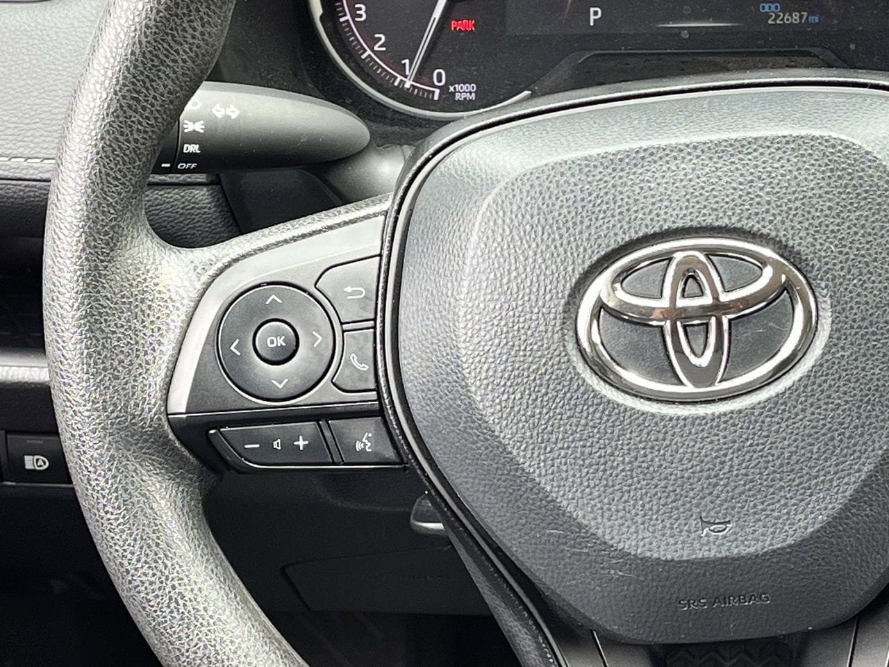Used 2024 Toyota RAV4 LE FWD image 12