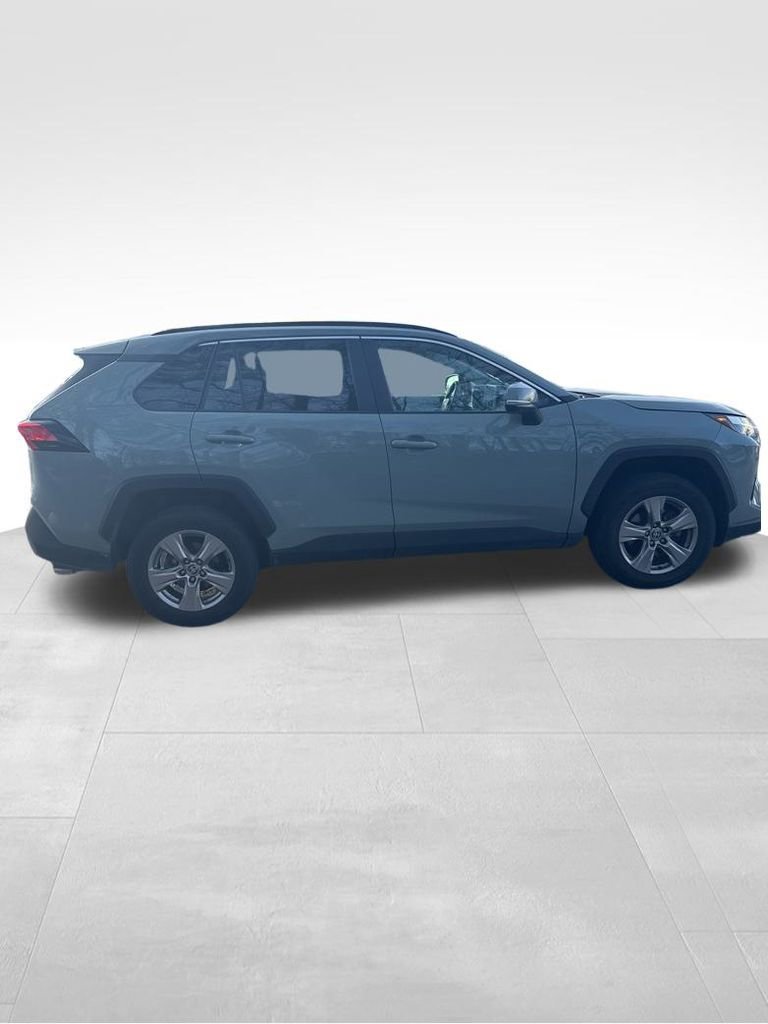 Used 2023 Toyota RAV4 XLE FWD image 8