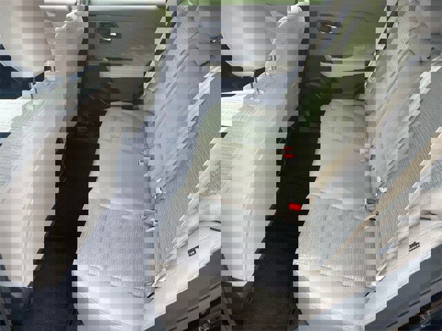 Used 2023 Nissan Rogue SV image 13