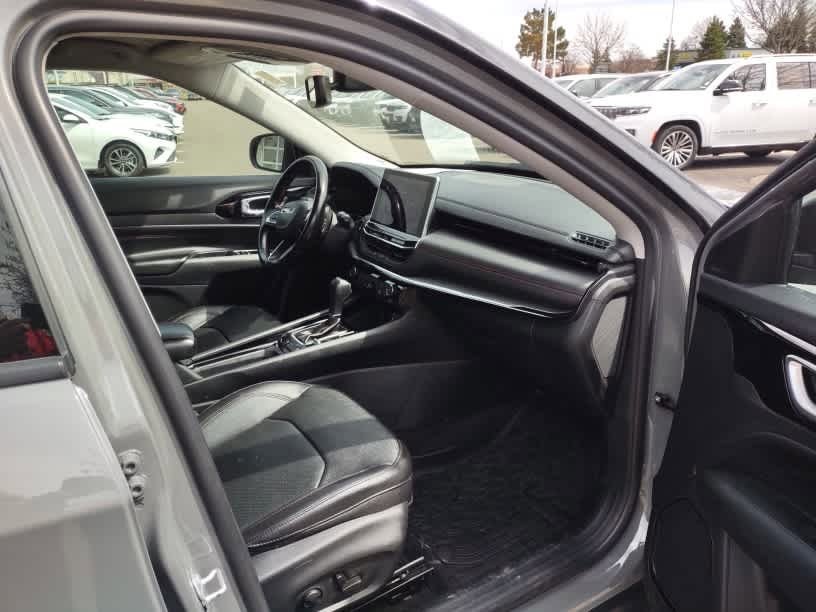 Used 2022 Jeep Compass Trailhawk w/ Trailhawk Elite Group image 3