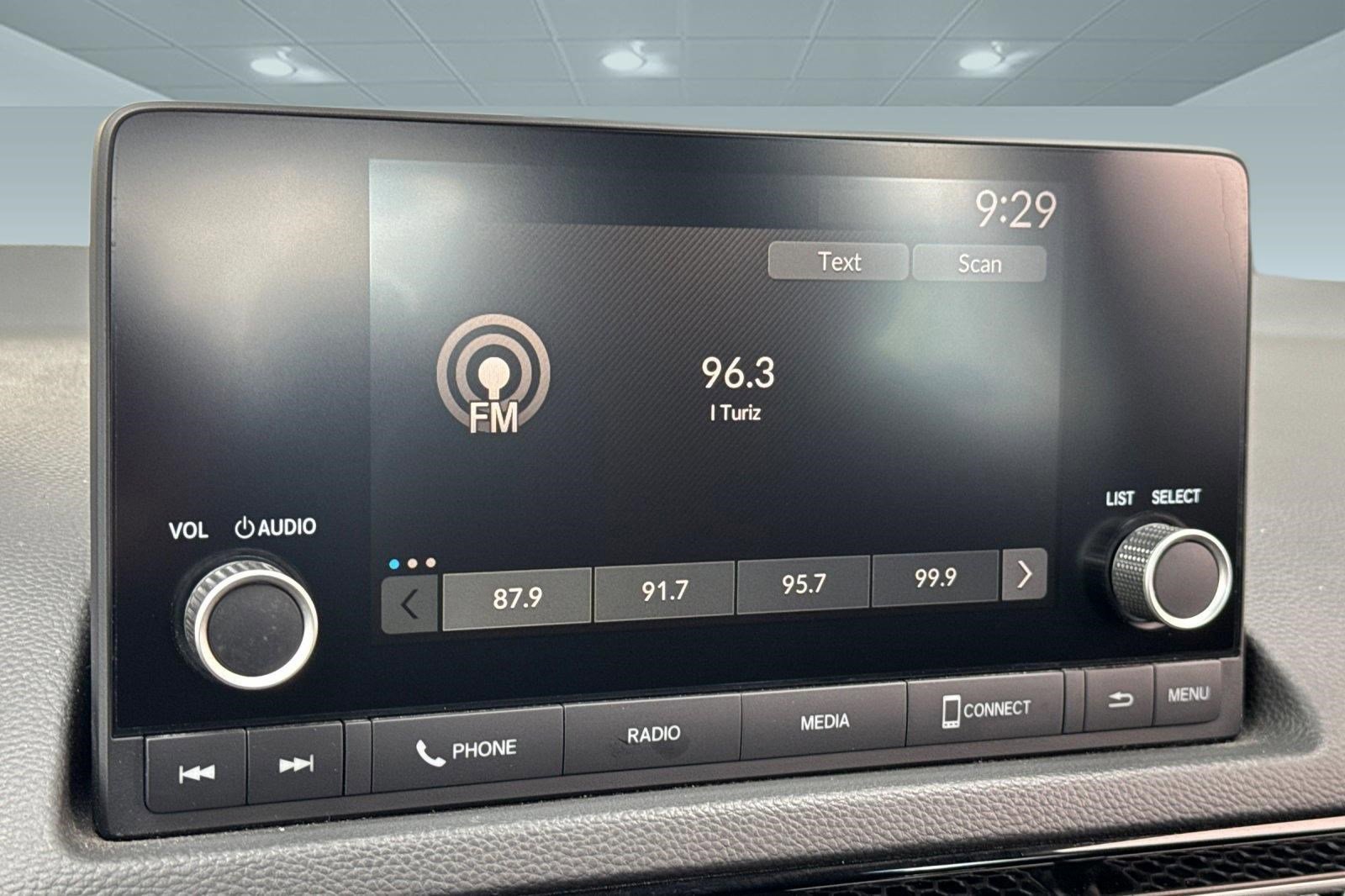 Used 2023 Honda Civic Sport image 21
