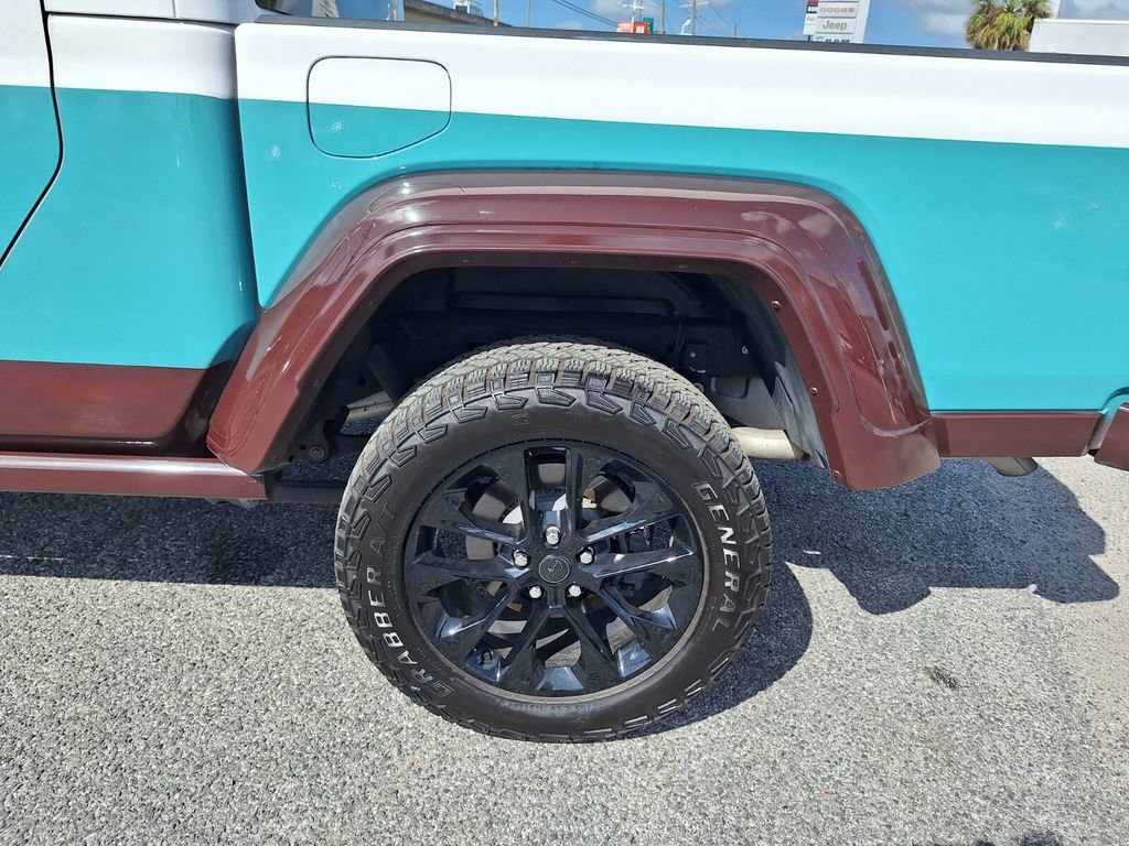 Used 2024 Jeep Gladiator Sport image 22