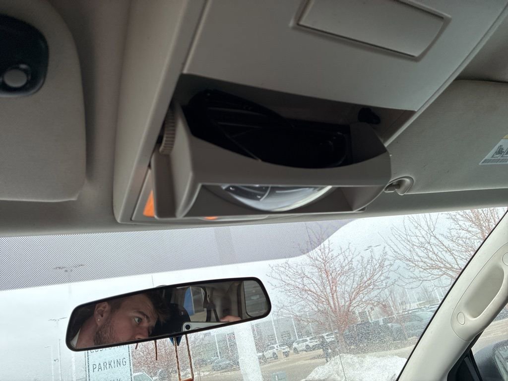 Used 2010 Dodge Grand Caravan SE image 17