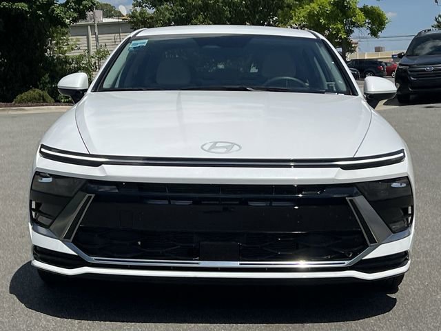 Certified 2025 Hyundai Sonata SEL AWD/4WD image 16