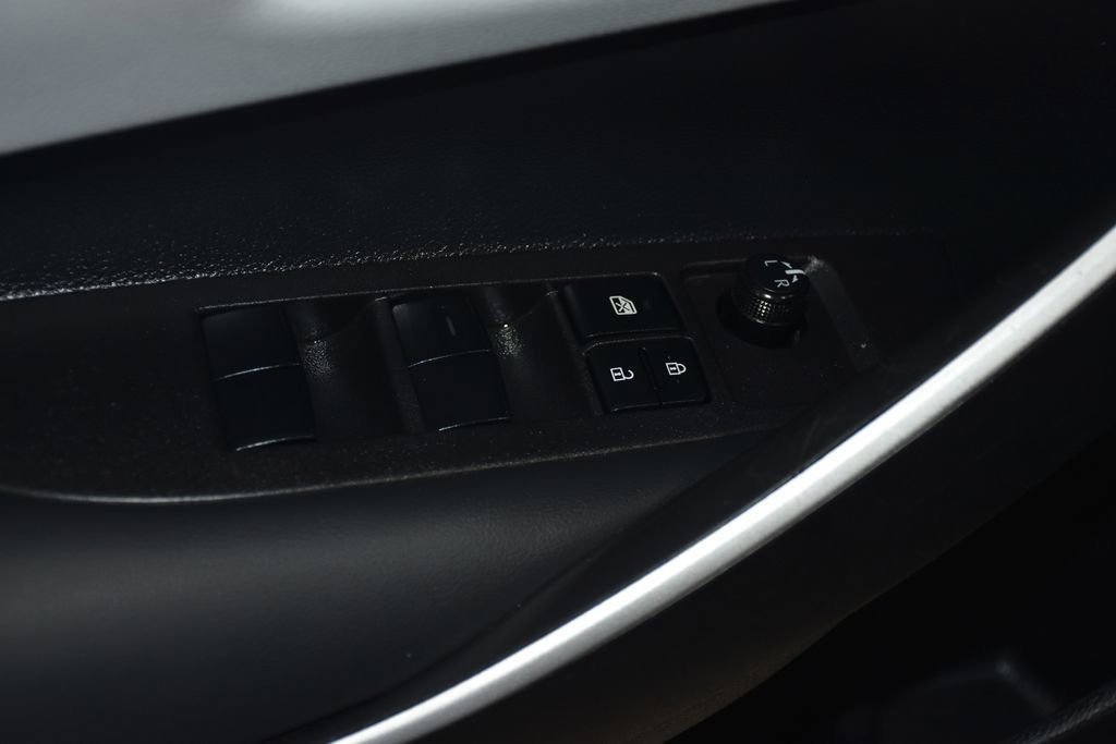 Used 2025 Toyota Corolla SE FWD image 22