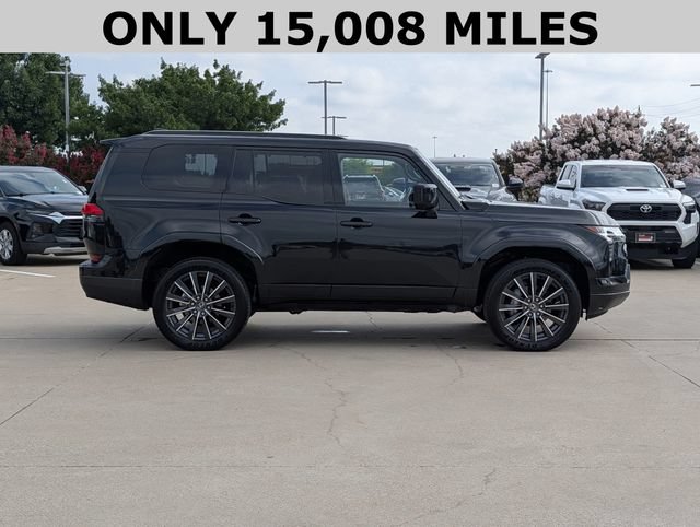 Used 2025 Lexus GX 550 w/ Accessory Package (2T) AWD/4WD image 4