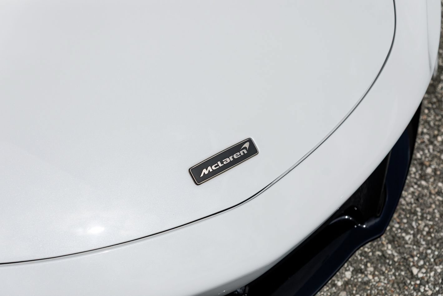 Used 2025 McLaren Artura Spider RWD image 39