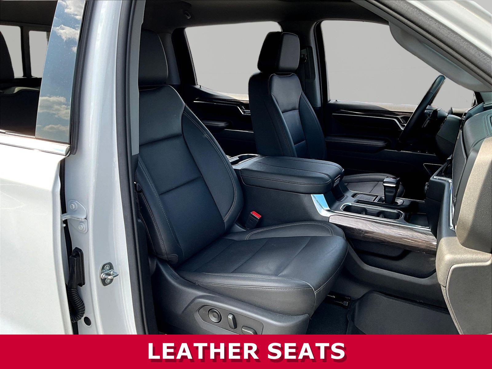 Used 2023 Chevrolet Silverado 1500 LTZ AWD/4WD image 28