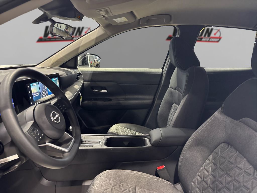 New 2026 Nissan Kicks SV w/ Cold Weather Package image 9
