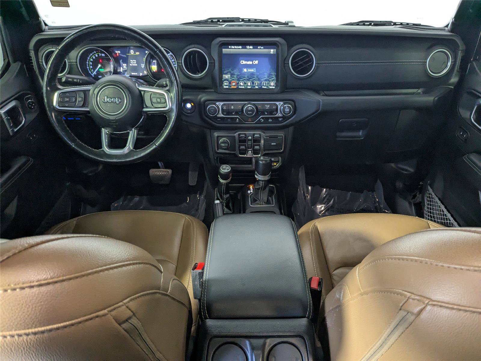 Used 2021 Jeep Wrangler Unlimited Sahara w/ Cold Weather Group image 31