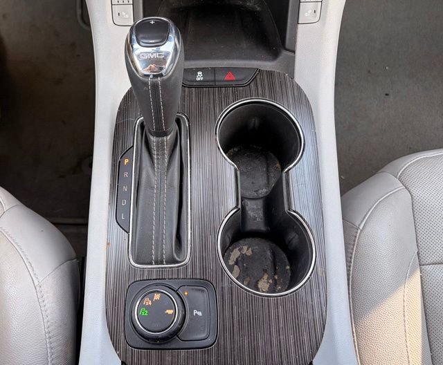 Used 2017 GMC Acadia SLT AWD/4WD image 18