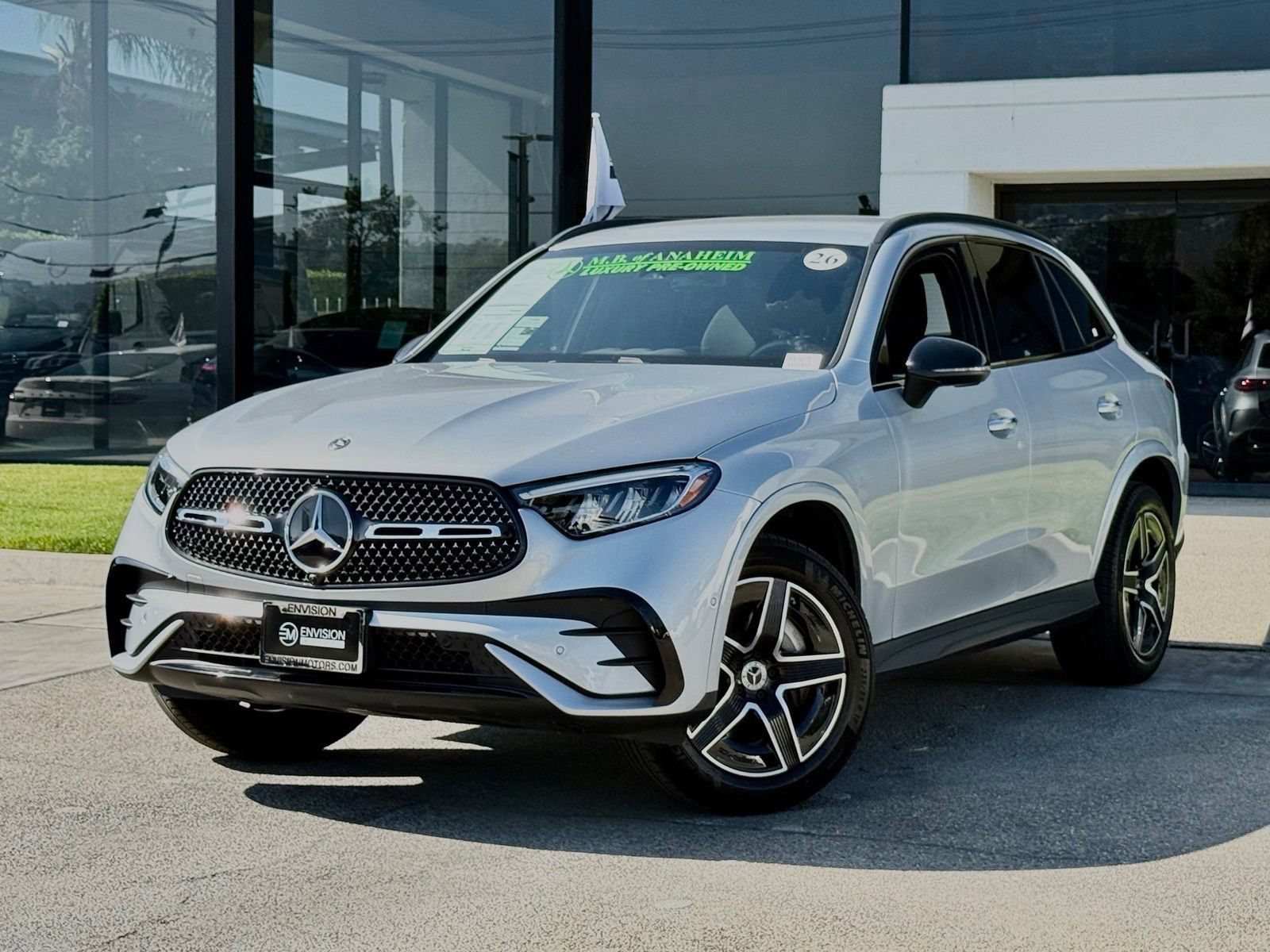 Used 2026 Mercedes-Benz GLC 300 image 2