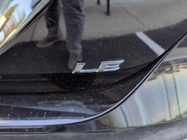 Used 2018 Toyota Camry LE w/ Moonroof Package image 8