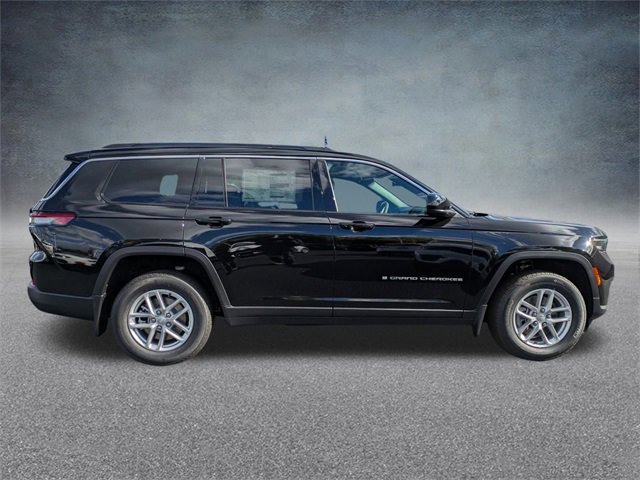 New 2025 Jeep Grand Cherokee L Laredo w/ Luxury Tech Group I image 3
