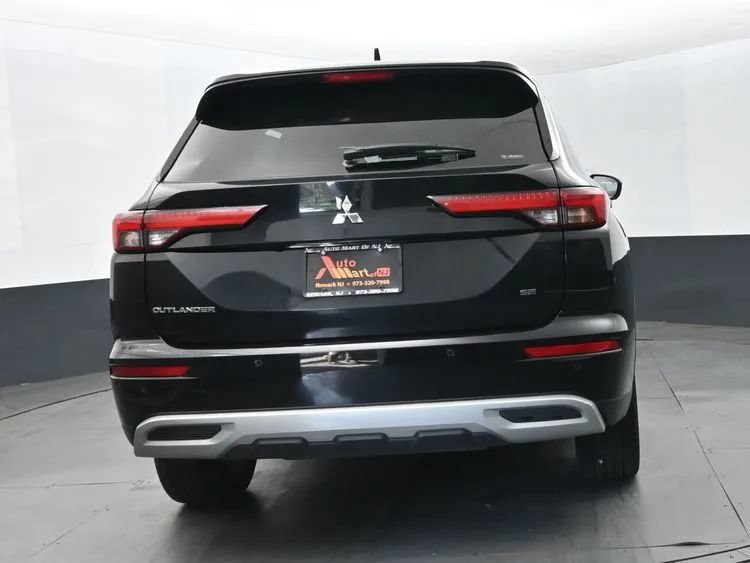 Used 2024 Mitsubishi Outlander Ralliart AWD/4WD image 8