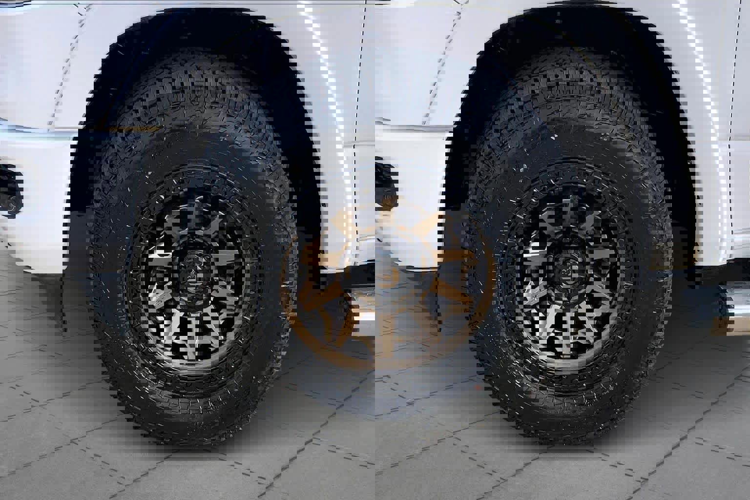 Used 2021 RAM 1500 Limited w/ Bed Utility Group image 11