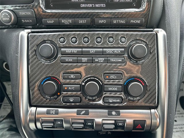 Used 2010 Nissan GT-R Premium image 35