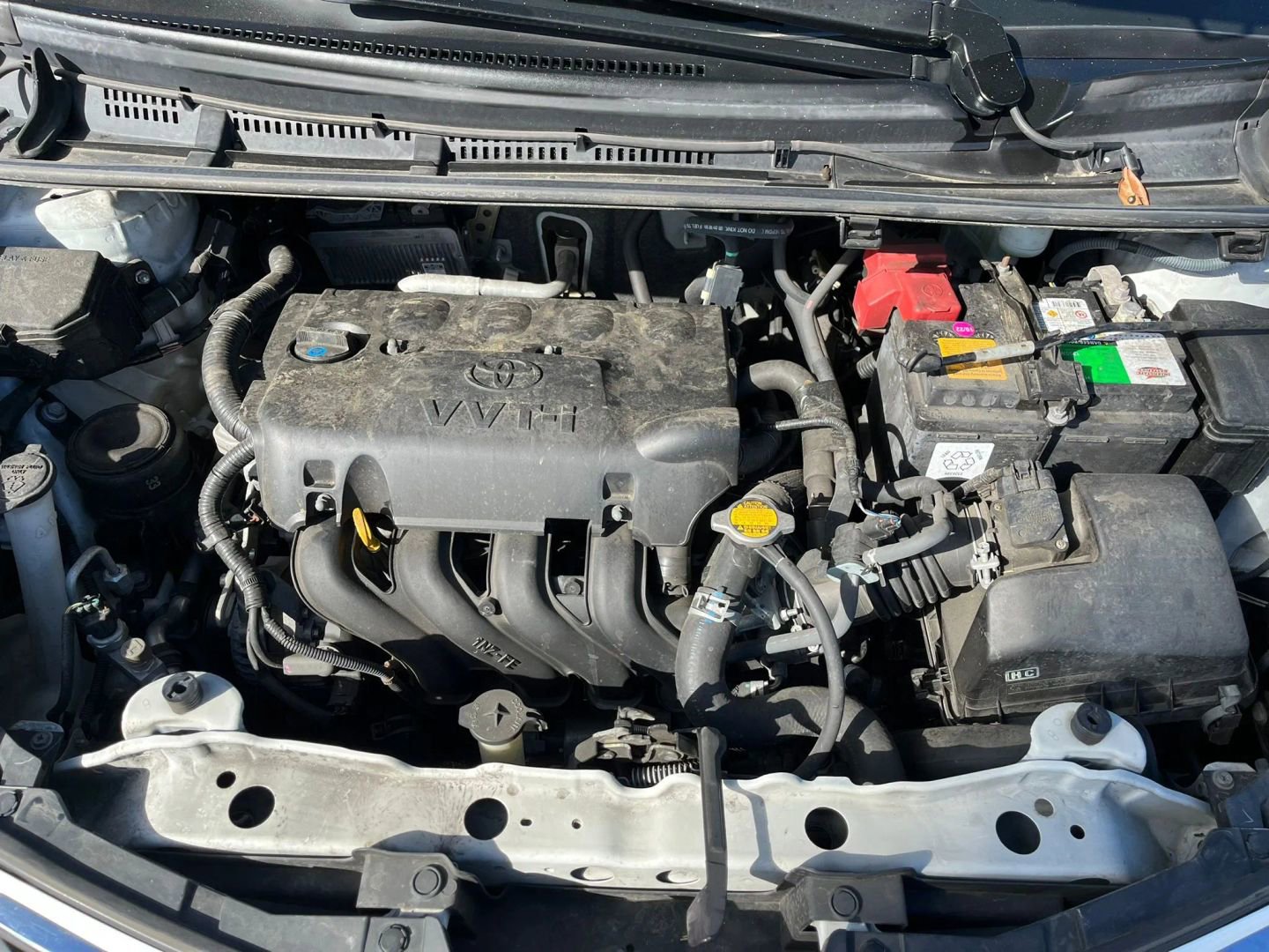 Used 2015 Toyota Yaris LE image 26