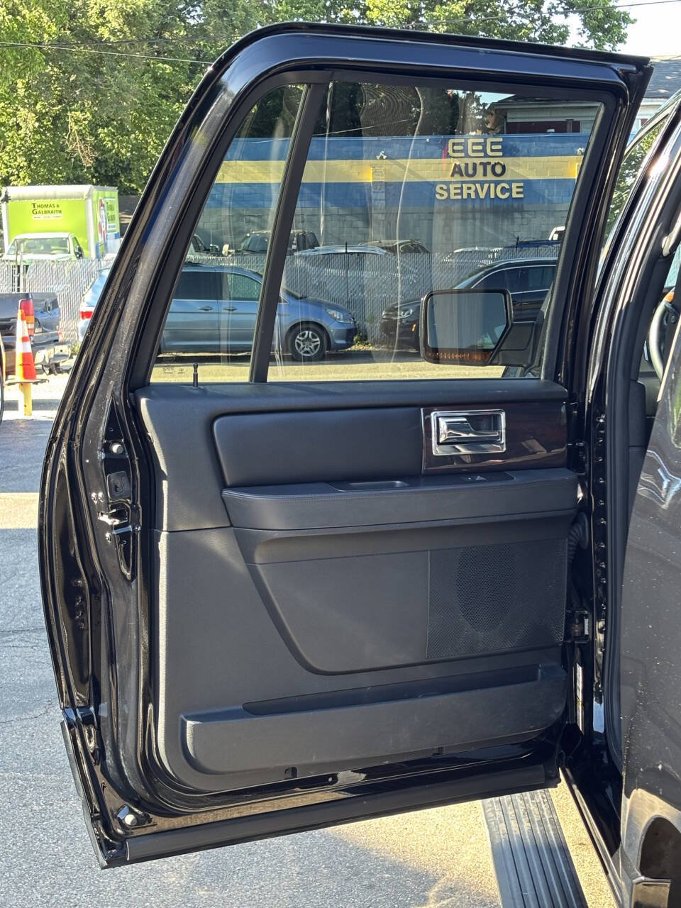 Used 2016 Lincoln Navigator L Reserve AWD/4WD image 14