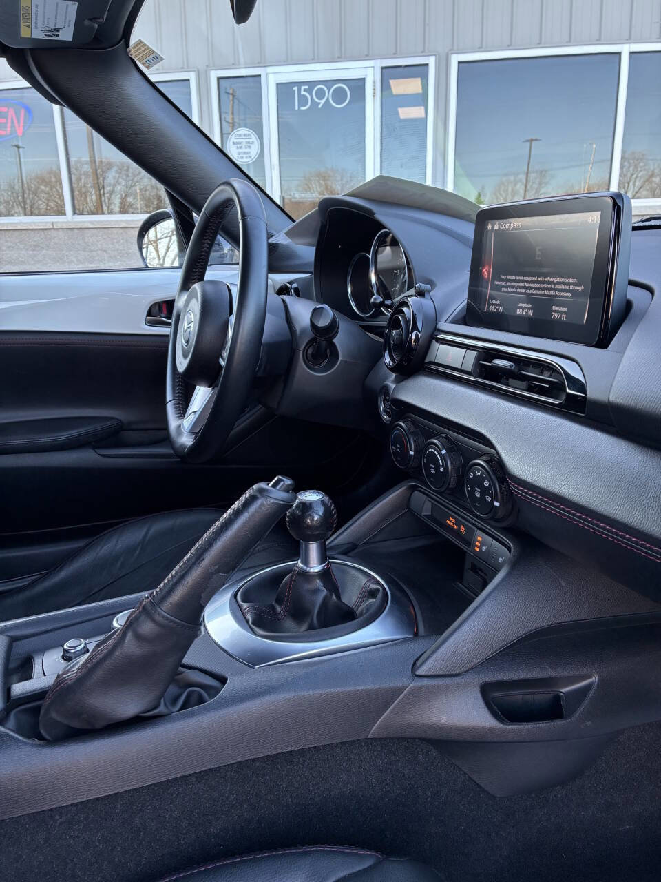 Used 2019 MAZDA MX-5 Miata Club w/ Brembo/BBS Package image 29