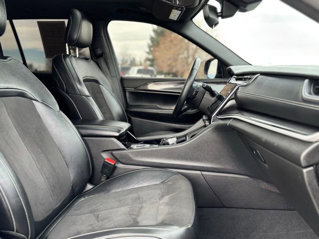 Certified 2022 Jeep Grand Cherokee Altitude image 28