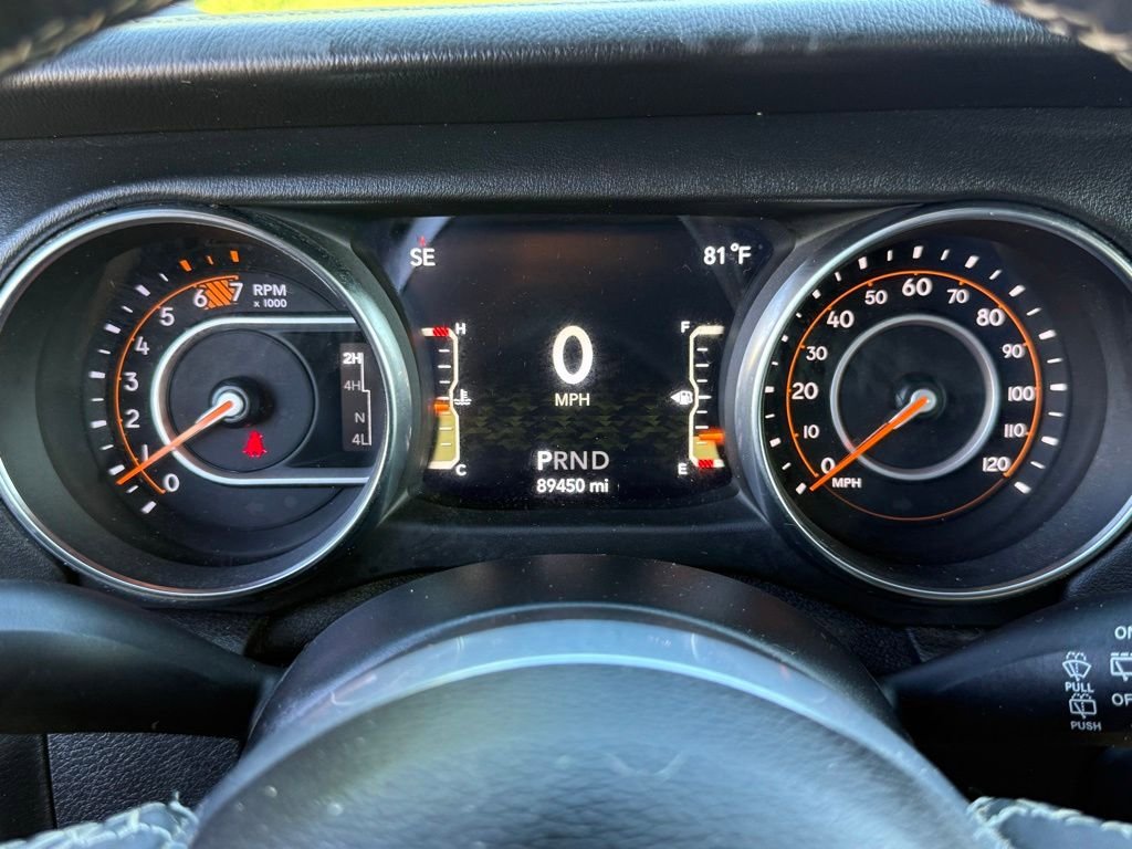 Used 2019 Jeep Wrangler Unlimited Sahara AWD/4WD image 28