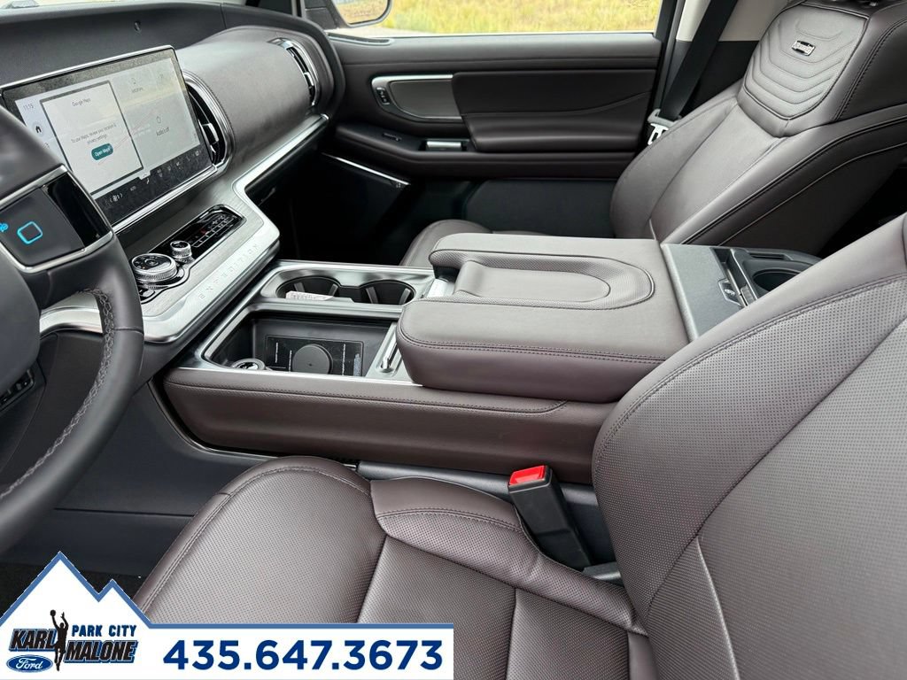 New 2027 Ford Expedition Max Platinum w/ Platinum Ultimate Package AWD/4WD image 22