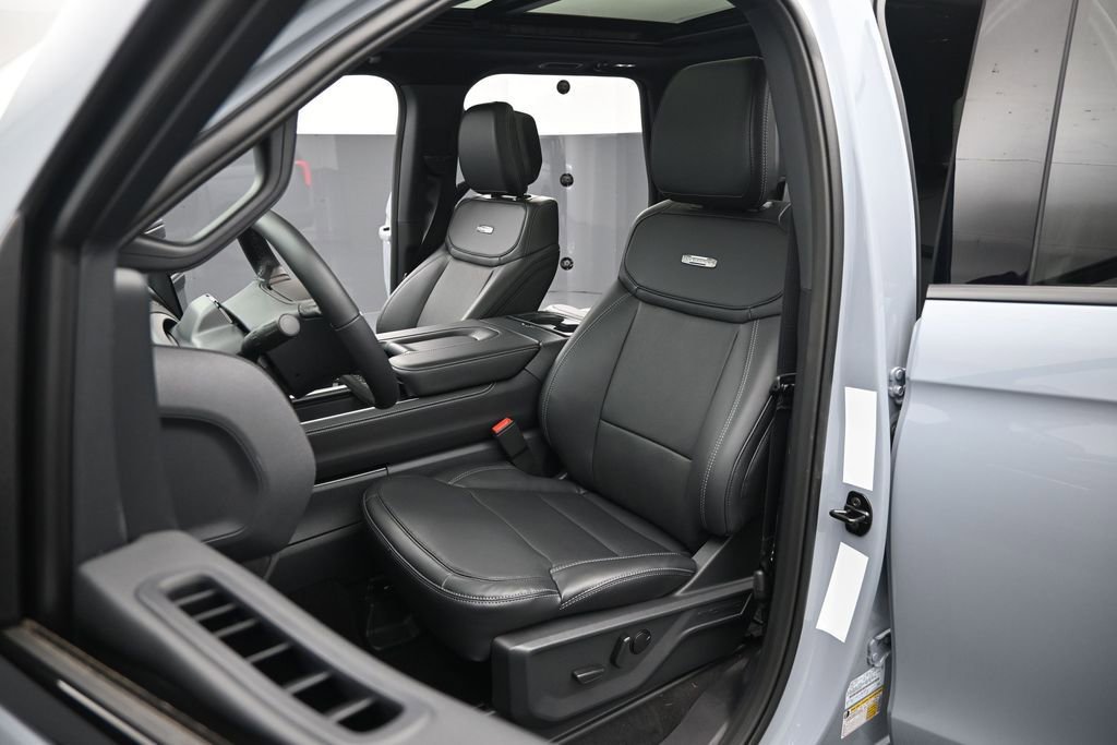 New 2026 Ford Expedition Max Platinum AWD/4WD image 8