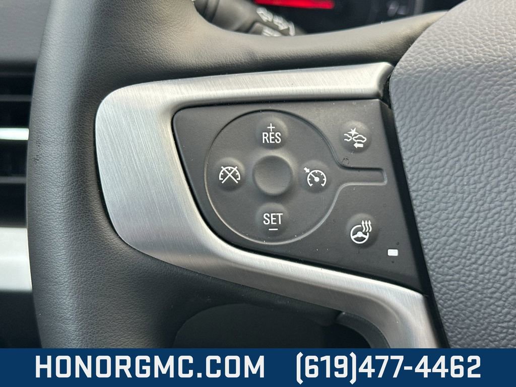 Used 2024 GMC Terrain SLT image 26