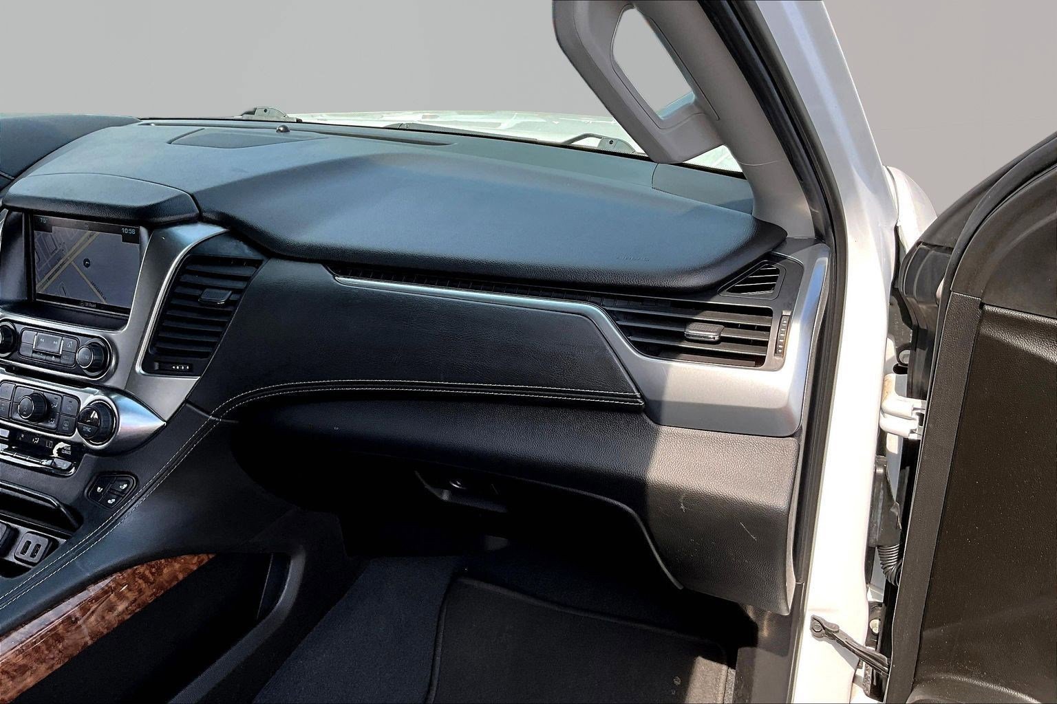 Used 2019 Chevrolet Tahoe Premier AWD/4WD image 26