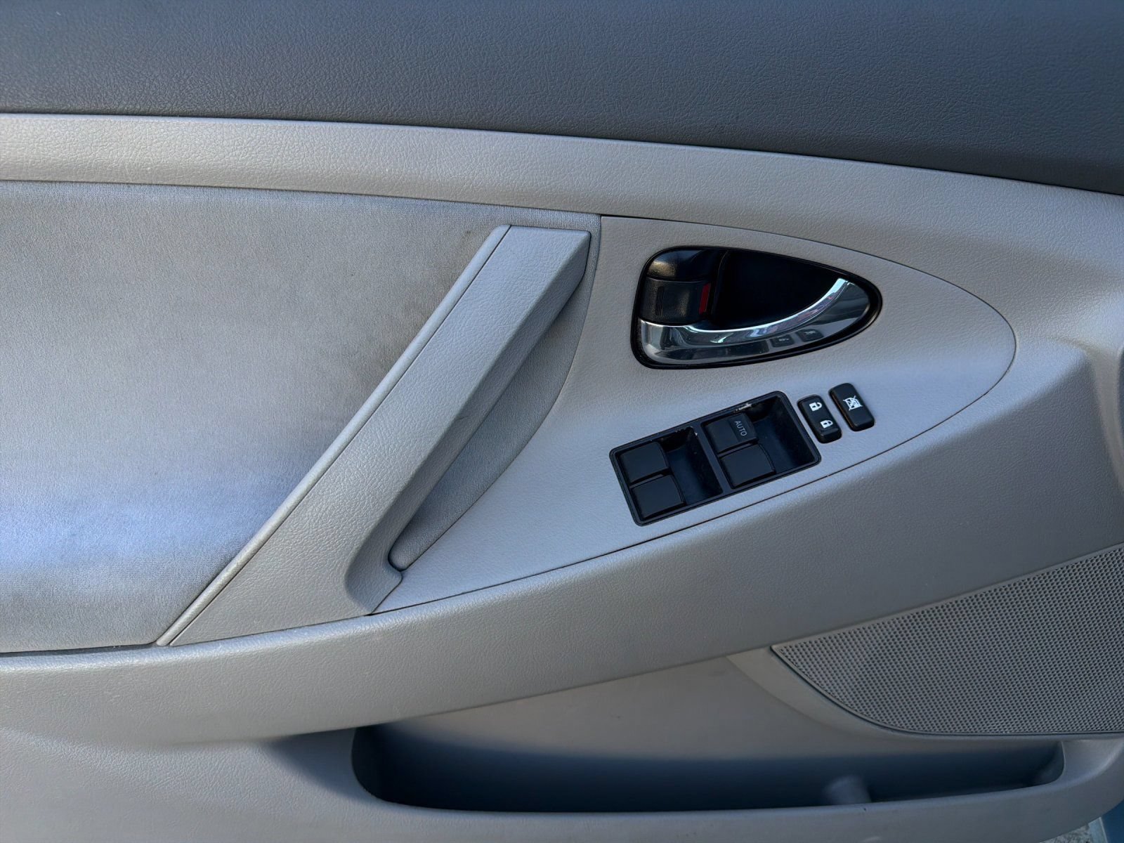 Used 2007 Toyota Camry LE FWD image 10