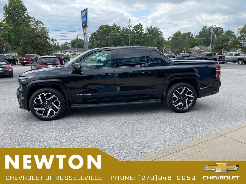 New 2024 Chevrolet Silverado EV RST AWD/4WD image 5