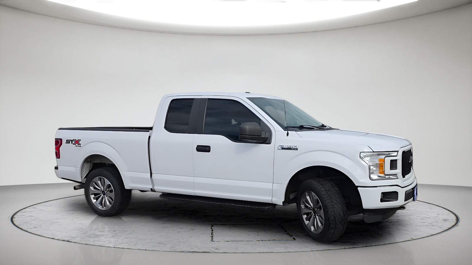 Used 2018 Ford F150 XL w/ Equipment Group 101A Mid AWD/4WD image 4
