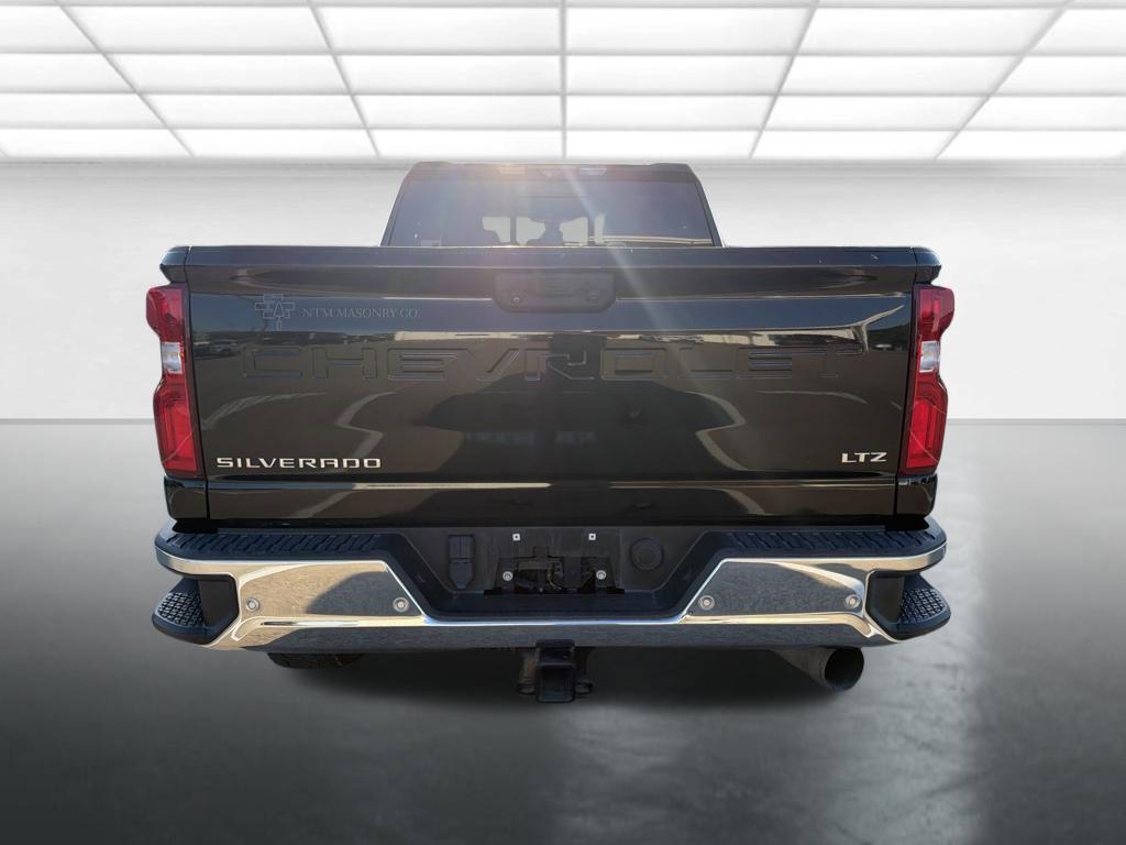 Used 2021 Chevrolet Silverado 2500 LTZ w/ LTZ Texas Edition AWD/4WD image 3