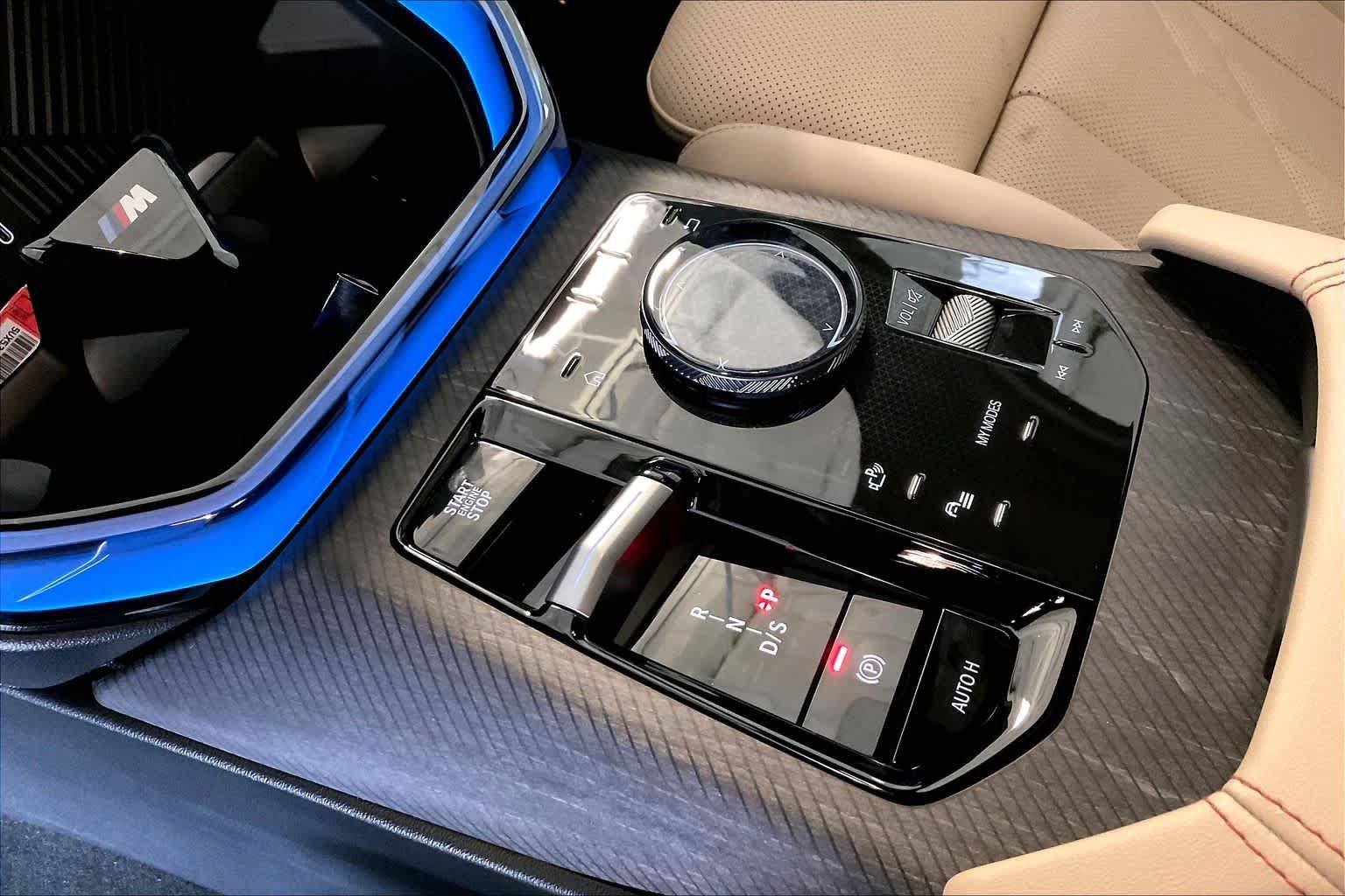 New 2026 BMW X3 xDrive30i w/ Premium Package AWD/4WD image 7