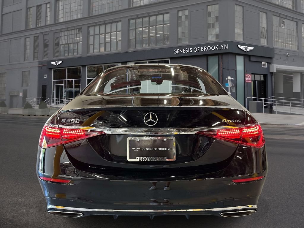 Used 2023 Mercedes-Benz S 580 4MATIC Sedan image 4
