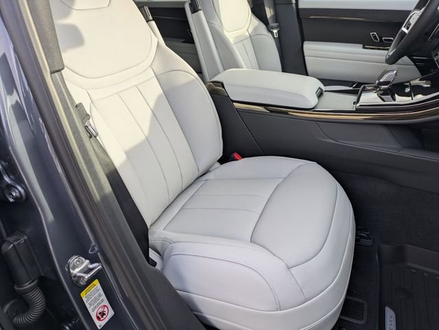 New 2026 Land Rover Range Rover Sport SE AWD/4WD image 18