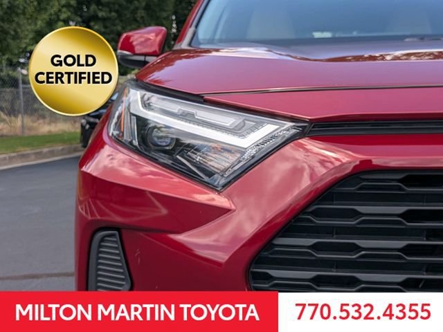 Used 2022 Toyota RAV4 XLE AWD/4WD image 12