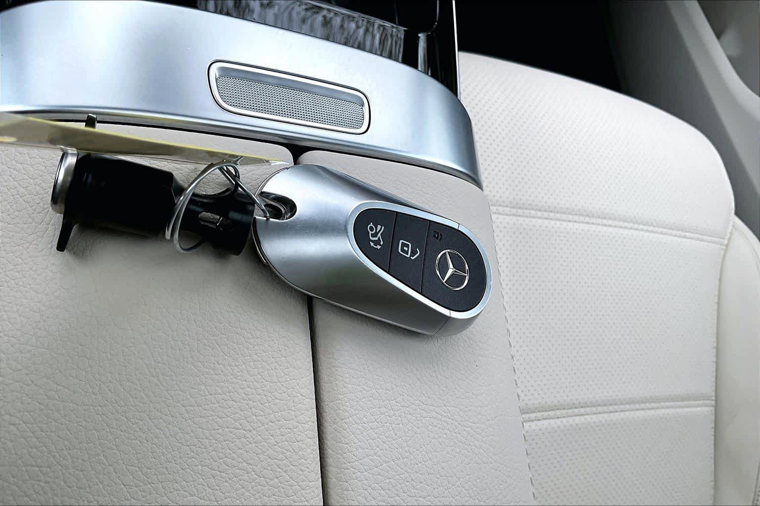 Used 2026 Mercedes-Benz GLC 350e 4MATIC image 15