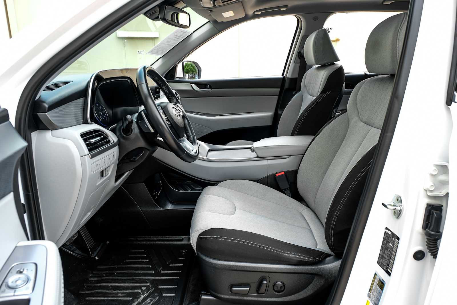 Used 2022 Hyundai Palisade SEL w/ Convenience Package FWD image 5