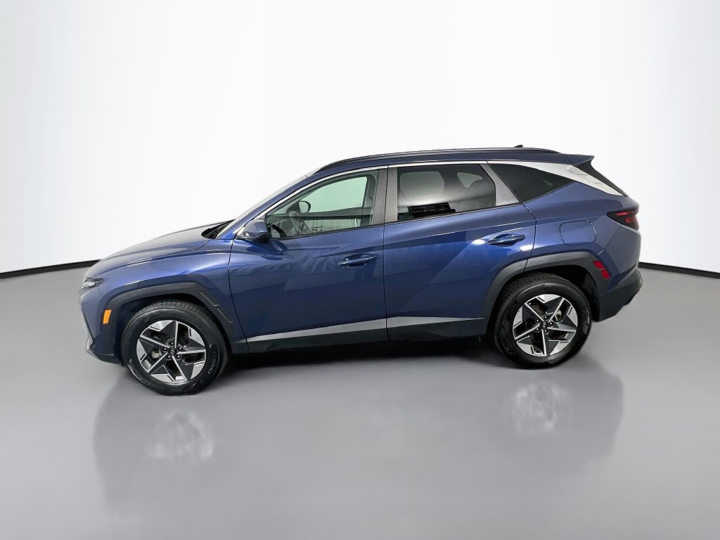 Certified 2025 Hyundai Tucson SEL AWD/4WD image 4