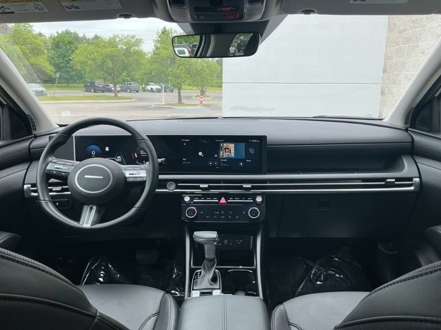 Certified 2025 Hyundai Tucson SEL AWD/4WD image 3