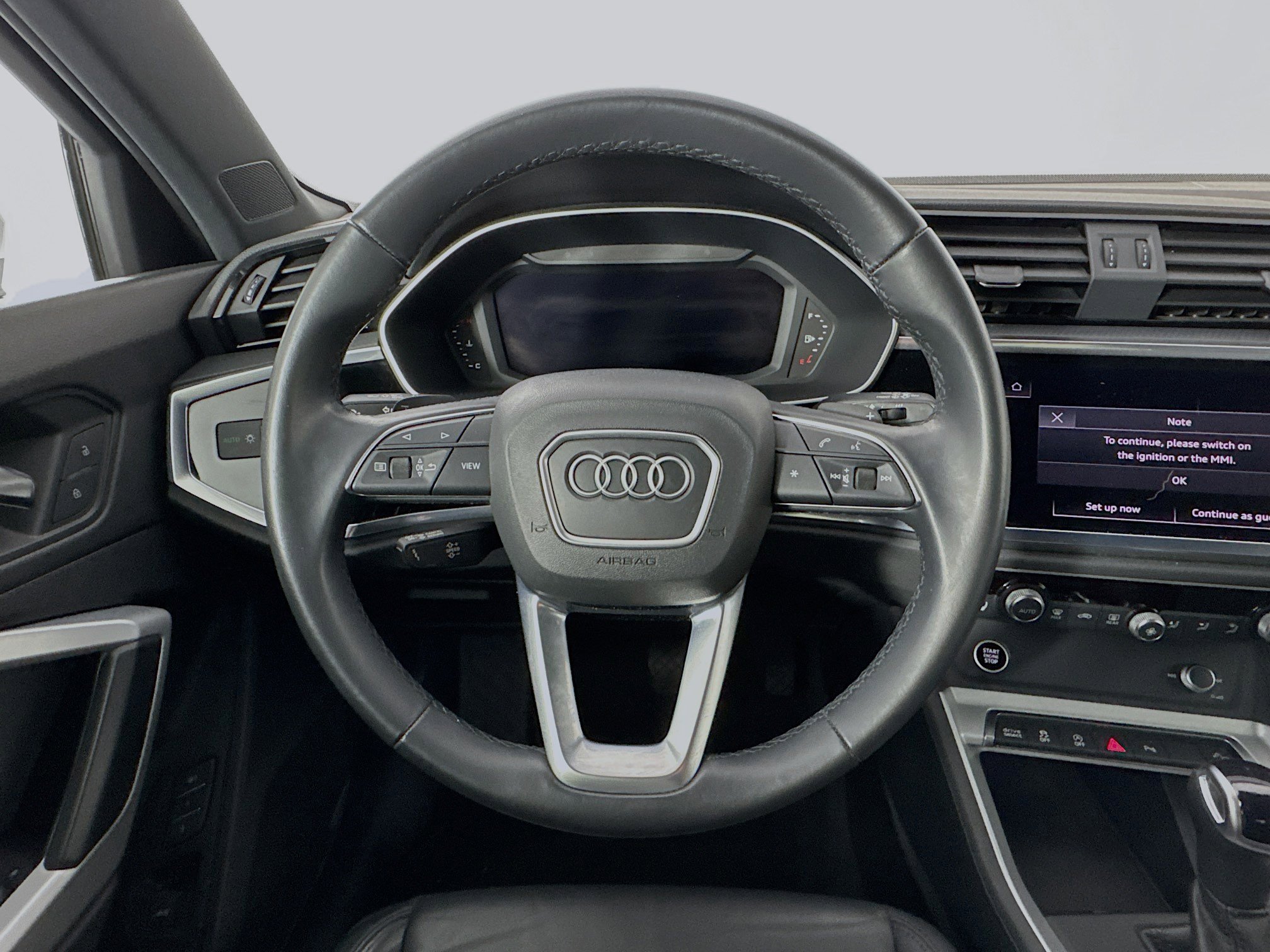 Used 2023 Audi Q3 2.0T Premium image 11