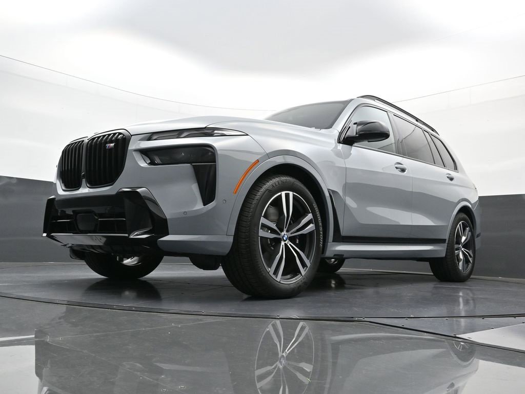 New 2026 BMW X7 M60i w/ Executive Package image 35