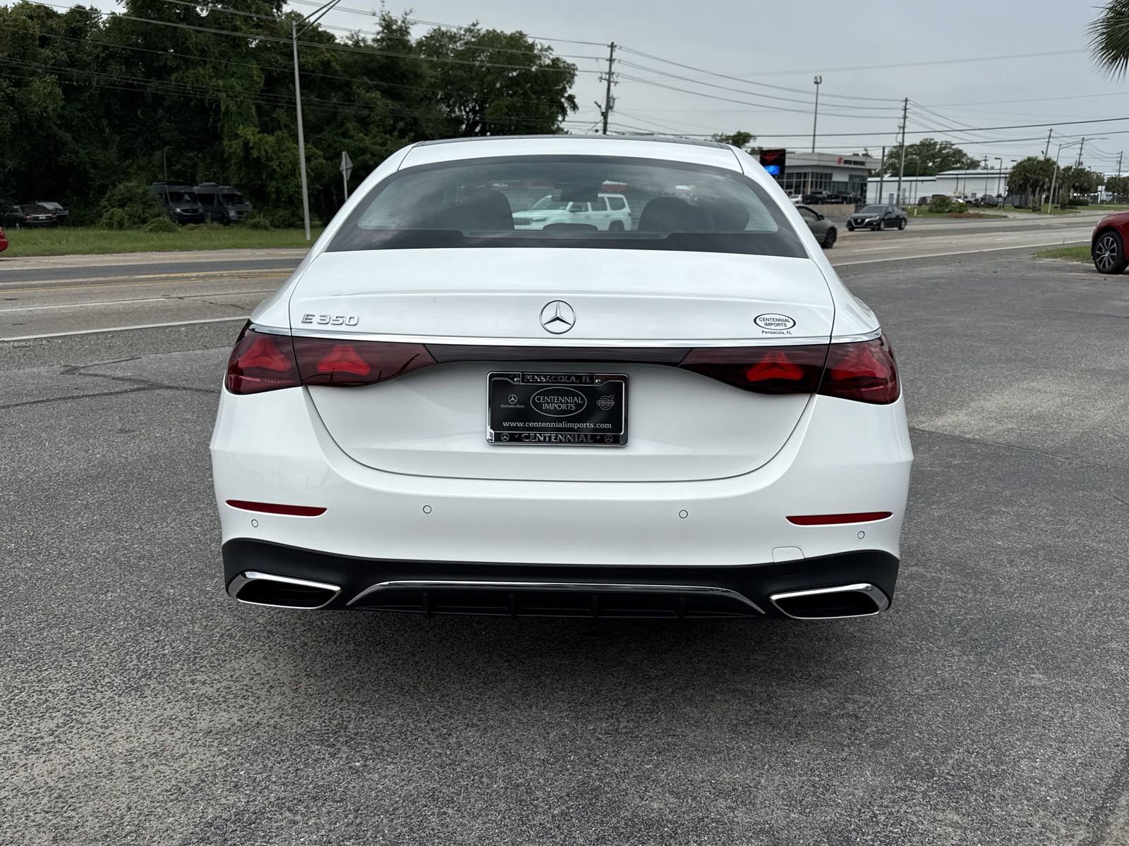 Used 2025 Mercedes-Benz E 350 Sedan image 4