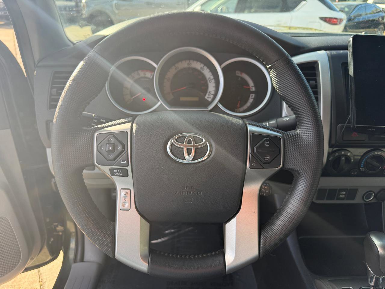 Used 2014 Toyota Tacoma PreRunner w/ TRD Sport Package image 14