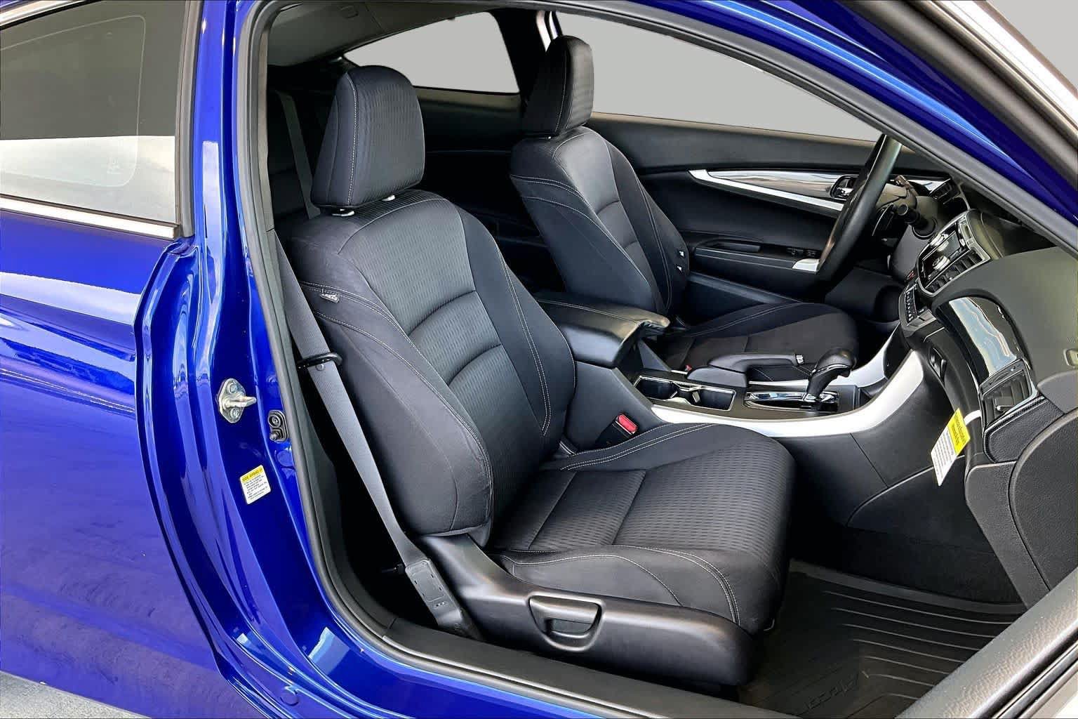 Used 2015 Honda Accord EX image 8