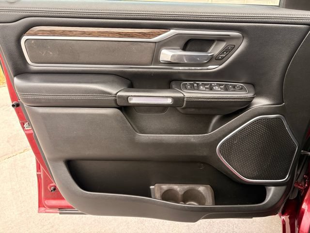 Used 2020 RAM 1500 Laramie AWD/4WD image 11