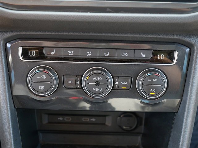 Used 2021 Volkswagen Tiguan SE image 31